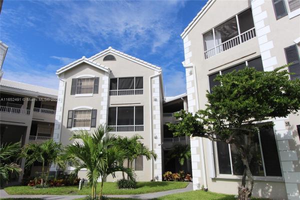 LakeView Club, 2831 N Oakland Forest Dr #112, Oakland Park, Florida 33309, image 1