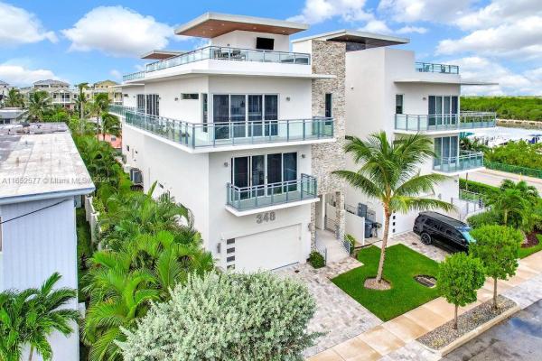 Seaside Village, 348 Desoto St, Hollywood, Florida 33019, image 1