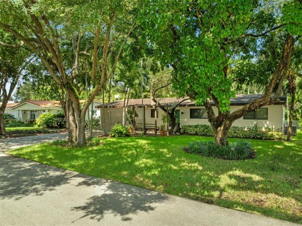 7915 SW 53rd Ct, Unincorporated Dade County, Florida 33143, image 3