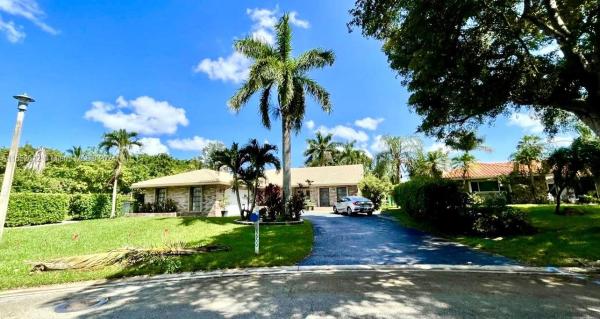 Oakwood, 9900 NW 6th St, Coral Springs, Florida 33071, image 1