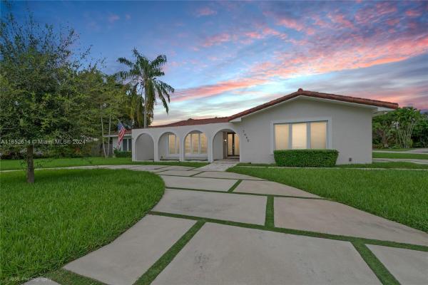Kings Bay Pines, 7445 SW 147th St, Palmetto Bay, Florida 33158, image 1