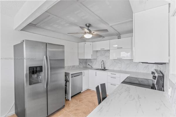 Farnham, 3024 Farnham O #3024, Deerfield Beach, Florida 33442, image 1