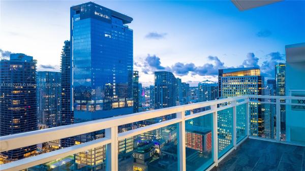 The Plaza On Brickell West, 951 Brickell Ave #PH4309, Miami, Florida 33131, image 1