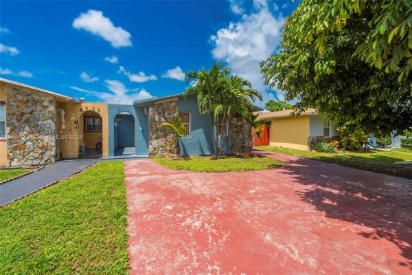 La Beau Acres, 5711 SW 24th Ave, Dania Beach, Florida 33312, image 1