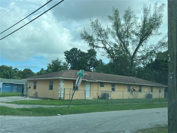 Biscayne Avenue, 160 NW 58th St, Miami, Florida 33127, image 1