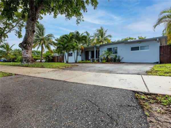 Riverland Village, 1800 SW 34th Ave, Fort Lauderdale, Florida 33312, image 1