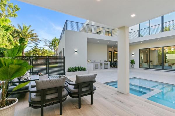 Bonita Park, 4115 Park Ave, Miami, Florida 33133, image 1