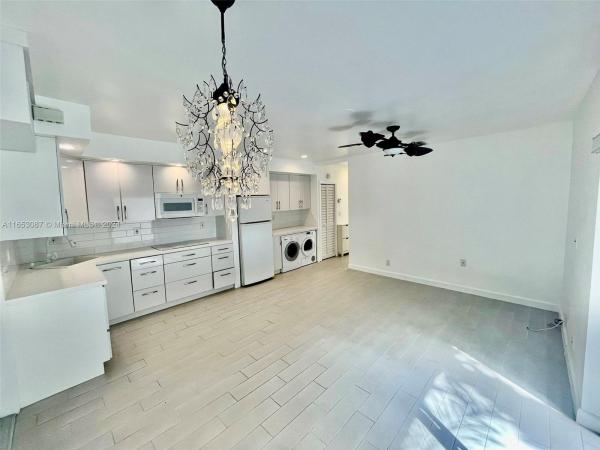 East Shenandoah, 3475 SW 1st Ave #7, Miami, Florida 33145, image 1