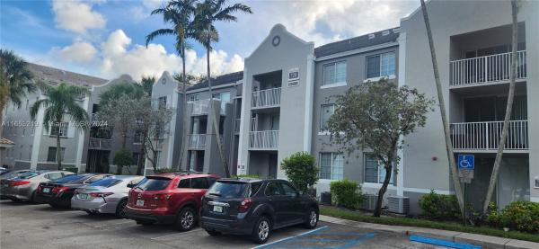 Devonaire At Pembroke Pines, 720 SW 111th Ave #301, Pembroke Pines, Florida 33025, image 1