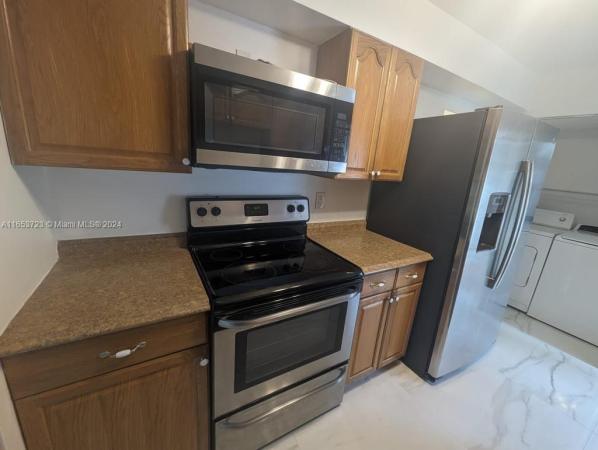 Vanguard Village 15, 6307 Brookwood Blvd, Tamarac, Florida 33321, image 2