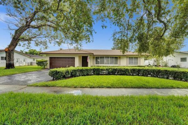 Plantation Park Lakesites, 840 SW 59th Ave, Plantation, Florida 33317, image 1