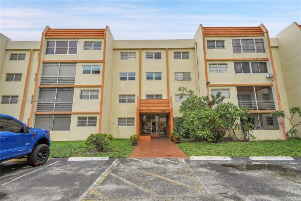 Cypress Tree, 2251 NW 41st Ave #211, Lauderhill, Florida 33313, image 1