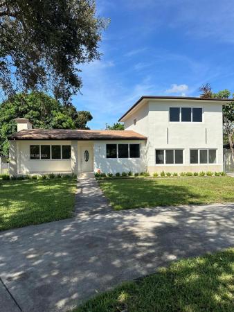 Biscayne Gardens, 421 NW 153rd St, Golden Glades, Florida 33169, image 1