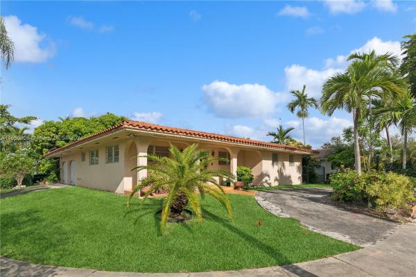 Steve Gomez Estates, 4390 SW 89th Ave, Olympia Heights, Florida 33165, image 3