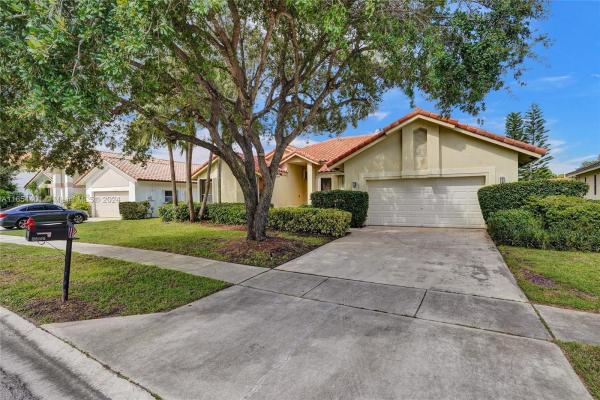 Hampton Park At Boca Winds, 22200 Cranbrook Rd, Boca Raton, Florida 33428, image 1