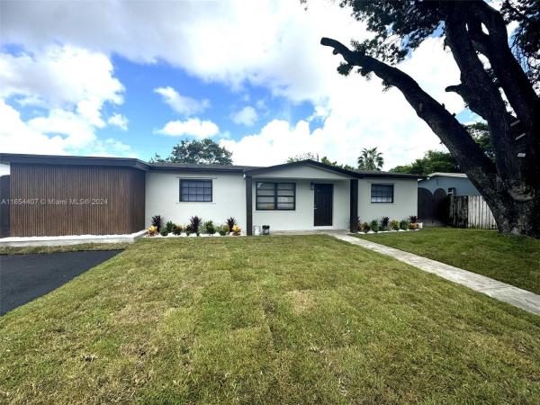 Boulevard Heights, 7051 Tyler St, Hollywood, Florida 33024, image 2