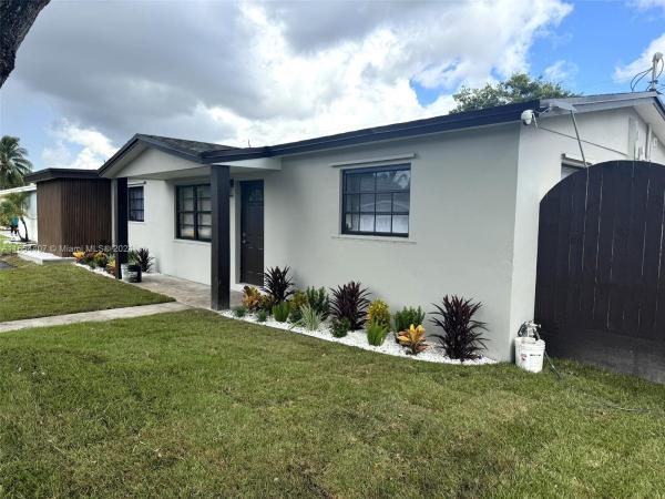 Boulevard Heights, 7051 Tyler St, Hollywood, Florida 33024, image 3