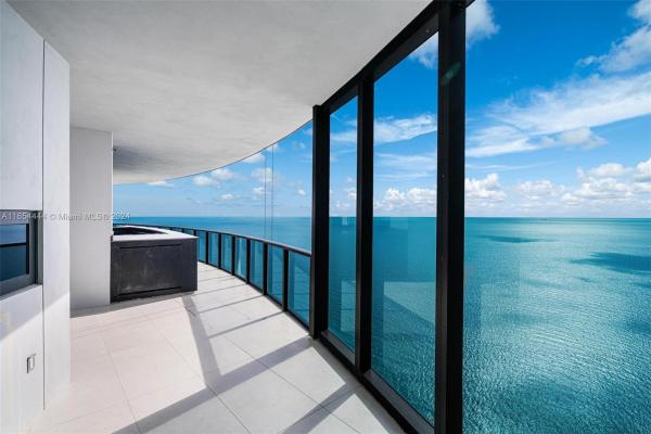 Porsche Design Tower, 18555 Collins Ave #5001, Sunny Isles Beach, Florida 33160, image 1