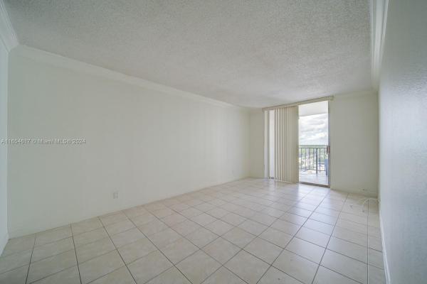 Island Shores, 2903 N Miami Beach Blvd #1006, North Miami Beach, Florida 33160, image 1