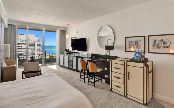 Sorrento Tower, 4391 Collins Ave #1703, Miami Beach, Florida 33140, image 2