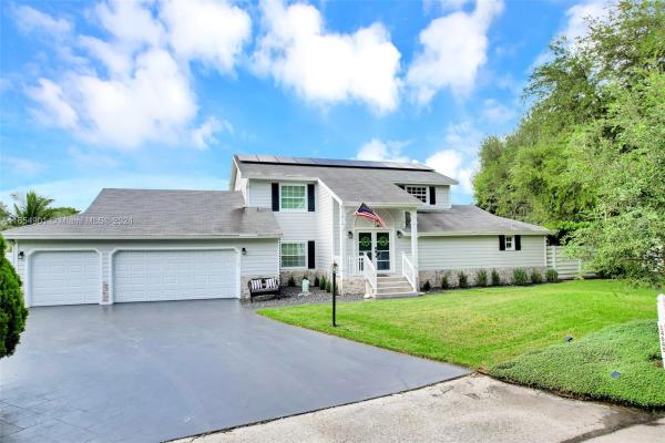 Robin's Run West, 14645 SW 148th Ct, Country Walk, Florida 33196, image 1