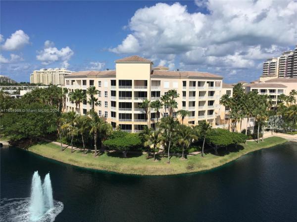 Resort Villa, 705 Crandon Blvd #405, Key Biscayne, Florida 33149, image 1