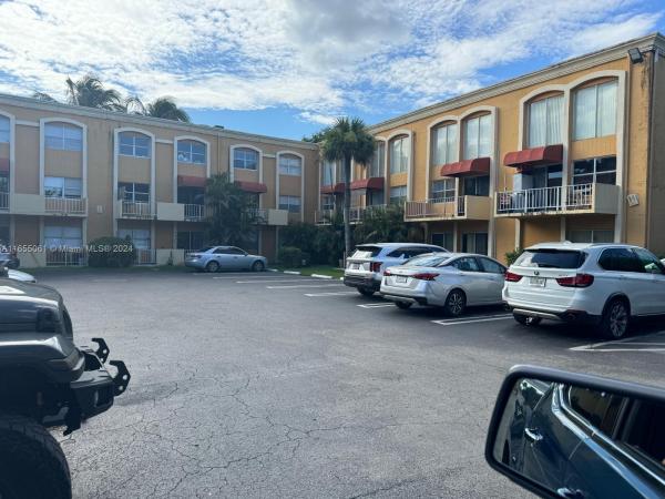 Venetian Gardens At Country Club Of Miami, 18101 NW 68th Ave #D207, Hialeah, Florida 33015, image 1