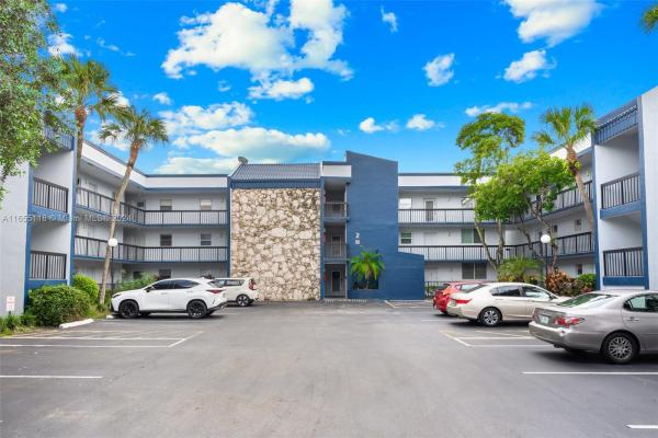 Holiday Springs, 3210 Holiday Springs Blvd #2-309, Margate, Florida 33063, image 1
