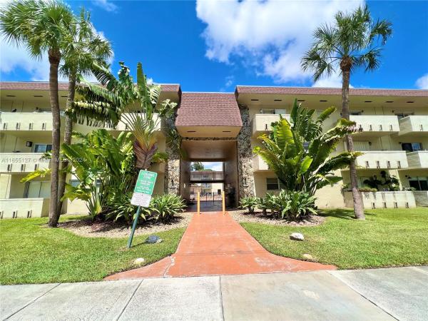 Dadeland Park, 7505 SW 82nd St #315, Glenvar Heights, Florida 33143, image 1