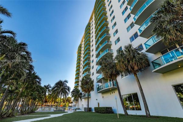 Oceanview B, 19380 Collins Ave #PH-15, Sunny Isles Beach, Florida 33160, image 1