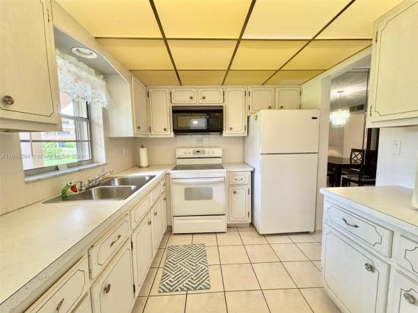 Beverly Hills, 5300 Washington St #E109, Hollywood, Florida 33021, image 1