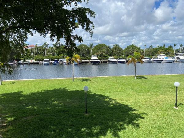 De Soto Park South, 601 Three Islands Blvd #202, Hallandale Beach, Florida 33009, image 1
