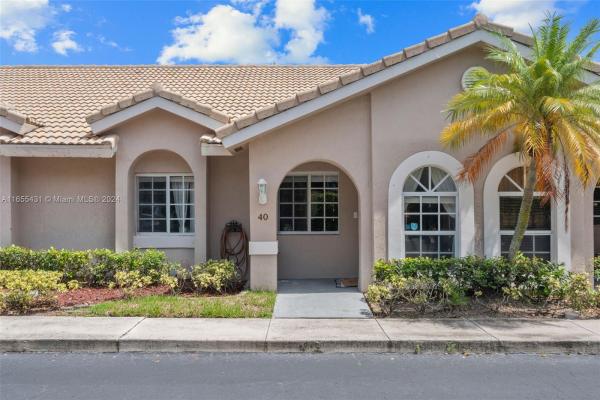 Villas On The Green, 3181 Holiday Springs Blvd #40, Margate, Florida 33063, image 1