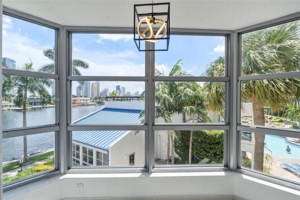 Mystic Pointe Tower 100, 19195 NE 36th Ct #301, Aventura, Florida 33180, image 3