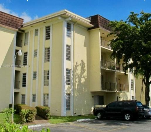 Capri Gardens, 11905 NE 2nd Ave #C302, North Miami, Florida 33161, image 1