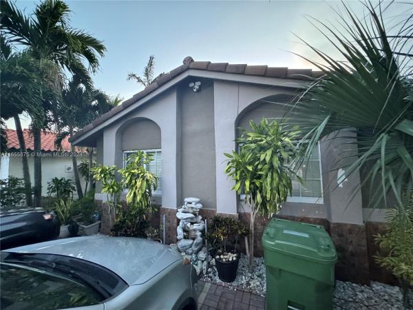 El Prado Country Club, 7002 W 29th Way, Hialeah, Florida 33018, image 1