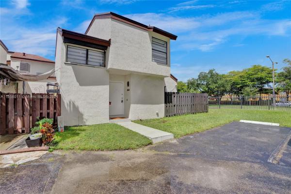 Wind Lake Village, 9751 NW 6th Ln #9751, Fountainebleau, Florida 33172, image 1
