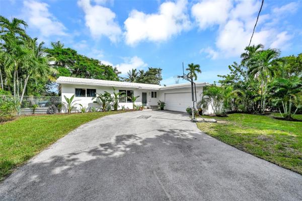 Miami Lakes Residential, 14615 NW Harris Pl, Miami Lakes, Florida 33014, image 1