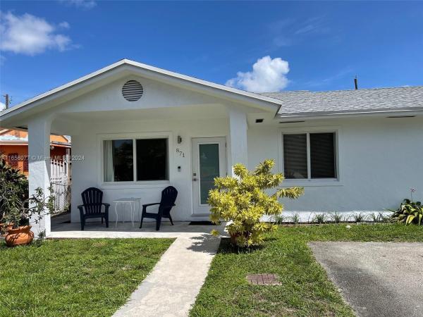 Essex Village, 871 SE 3rd Pl, Hialeah, Florida 33010, image 1