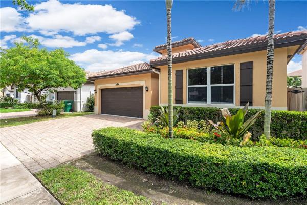 Hemingway Point, 25357 SW 121st Ct, Princeton, Florida 33032, image 3