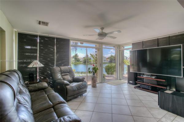 Westwind Lakes, 15450 SW 57th Ter, Kendall West, Florida 33193, image 3