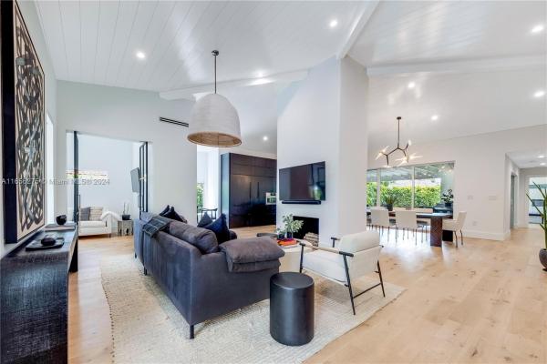 Silver Bluff Estates, 2342 SW 25th Ter, Miami, Florida 33133, image 1