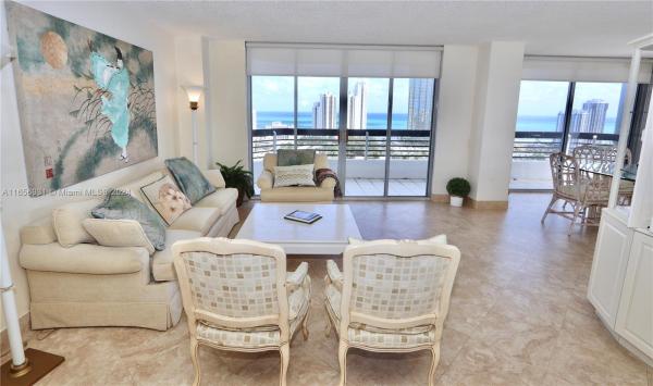 Mystic Pointe Tower 100, 19195 NE 36th Ct #2810, Aventura, Florida 33180, image 2