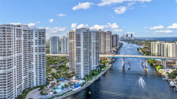 Mystic Pointe Tower 100, 19195 NE 36th Ct #3105, Aventura, Florida 33180, image 1