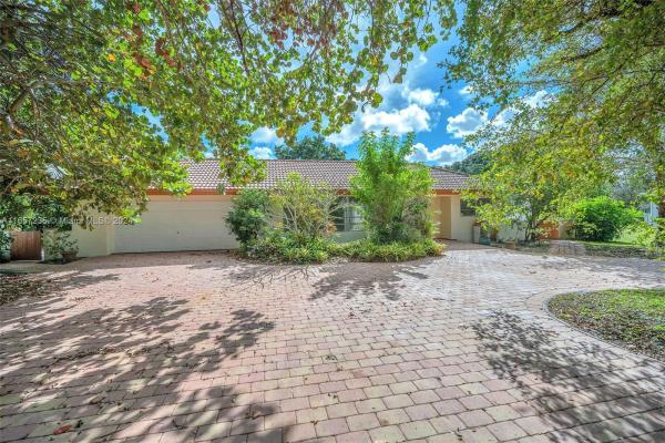 Plantation Gardens, 600 Camellia Ct, Plantation, Florida 33317, image 1
