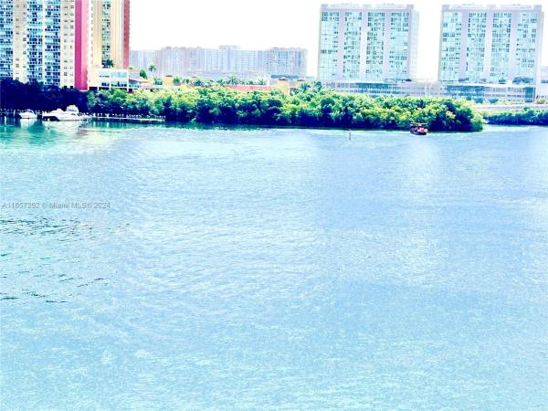 Winston Towers 700, 290 174th St #619, Sunny Isles Beach, Florida 33160, image 3