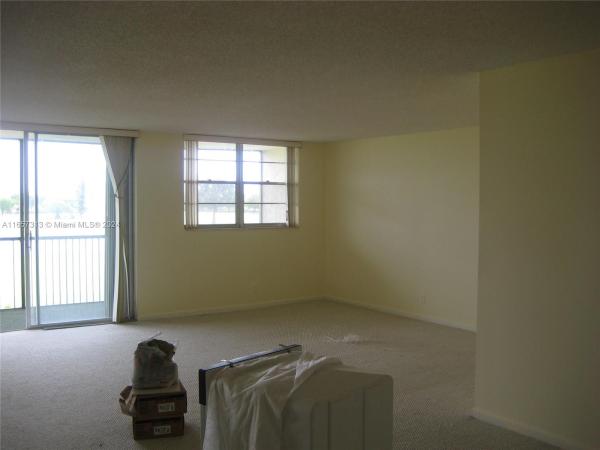 Rolling Hills Golf And Tennis Club, 3100 W Rolling Hills Cir #305, Davie, Florida 33328, image 1