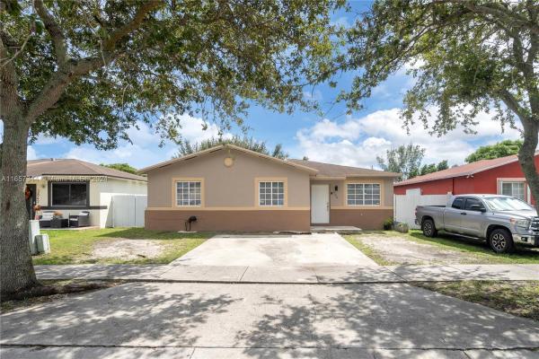 Watermen Homes, 3850 NW 202nd St, Miami Gardens, Florida 33055, image 1