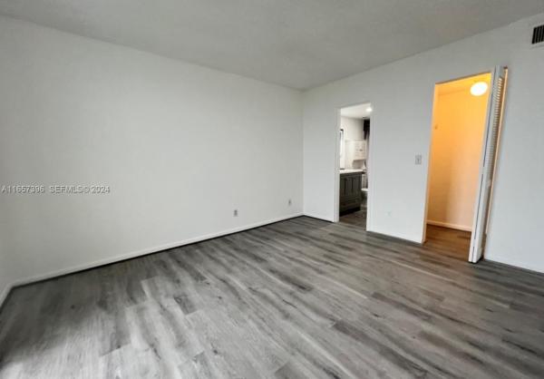 Sailboat Cay, 13499 Biscayne Blvd #1205, North Miami, Florida 33181, image 1
