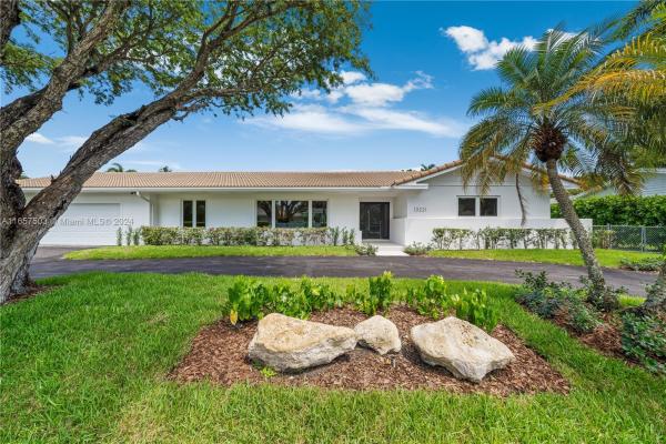 Country Squire Mnr, 13221 SW 72nd Ave, Pinecrest, Florida 33156, image 1